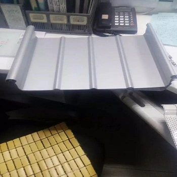 Paneles metálicos de aluminio, magnesio y manganeso